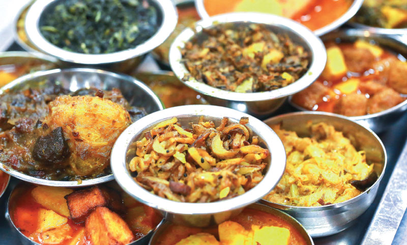 নিরামিষের খোঁজে
